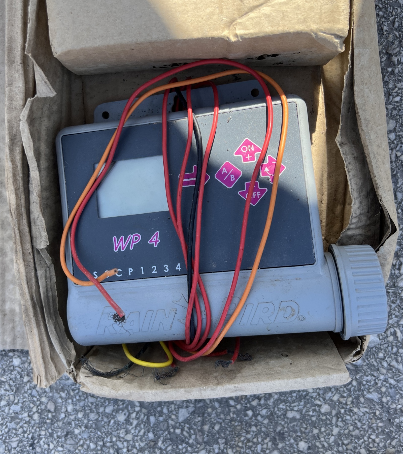 Ну что, снова испанская барахолка: от роботов-пылесосов до ноутбуков. И немного странных девайсов - 35