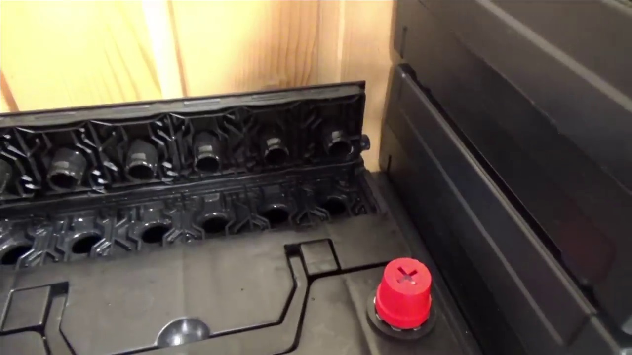 Обслуживаем «необслуживаемое»: автомобильный аккумулятор без доступа к электролиту - 3