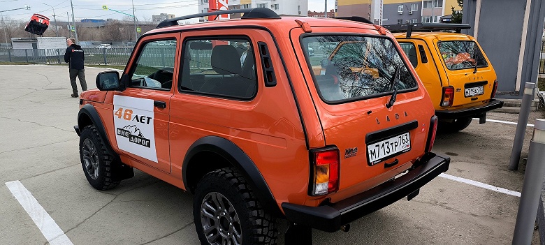 Стартовали продажи самой мощной &laquo;Нивы&raquo; &mdash; Lada Niva Sport. Серийную машину показали на фото