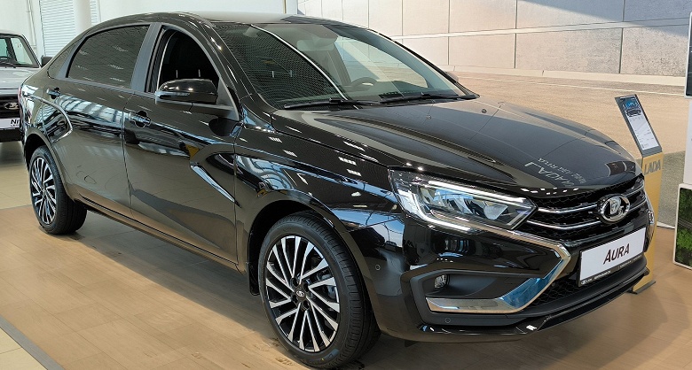 Lada Aura в коме? АвтоВАЗ сократил производство до 12 автомобилей в месяц вместо ранее планировавшихся 670