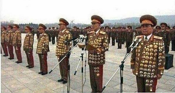 Частенько встречаются такие резюме, начиная с Middle+