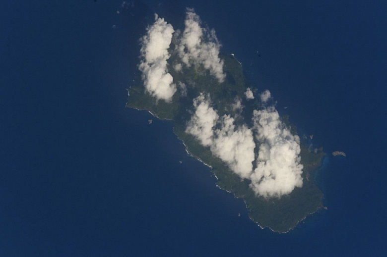 Остров сокровищ или Парк Юрского Периода? Из космоса показали остров Кокос, который обычно тяжело заснять