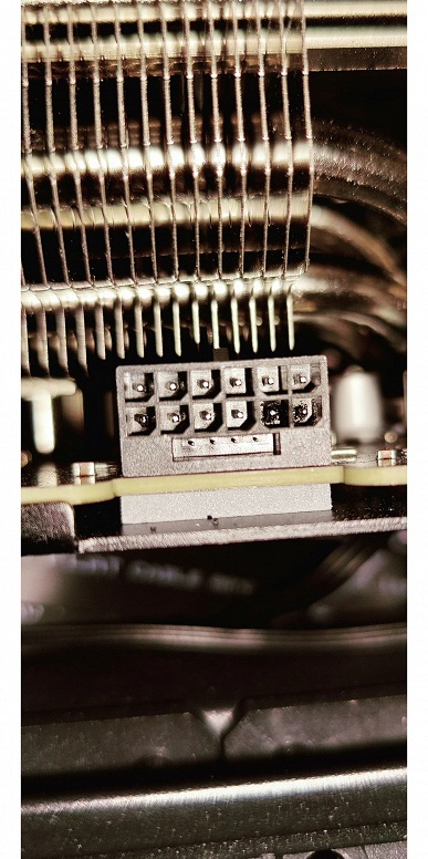 Получается, что условно любая GeForce RTX 5090 в любом ПК потенциально опасна. Даже наличие новейшего блока питания и отсутствие переходников не спасают