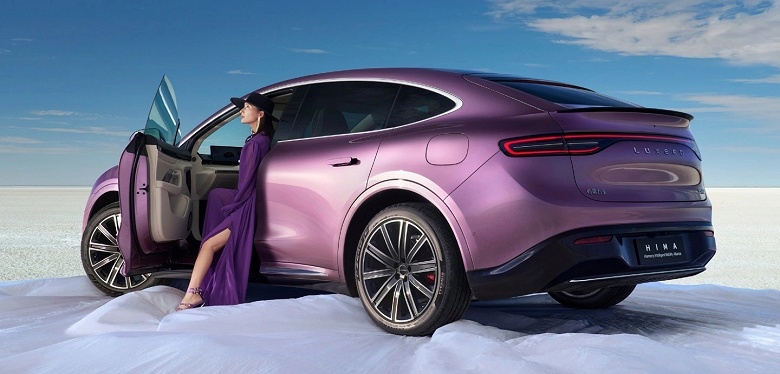 Самый продаваемый китайский SUV в своей категории, который составил конкуренцию BMW X6. Новый Luxeed R7 от Chery и Huawei теперь проезжает 1673 км с полным баком