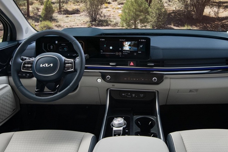 В России начали продавать Kia Carnival 2025 с гарантией 2 года и экономичным 245-сильным мотором, цена — на уровне «китайцев» - 2 В России начали продавать Kia Carnival 2025 с гарантией 2 года и экономичным 245-сильным мотором, цена — на уровне «китайцев»