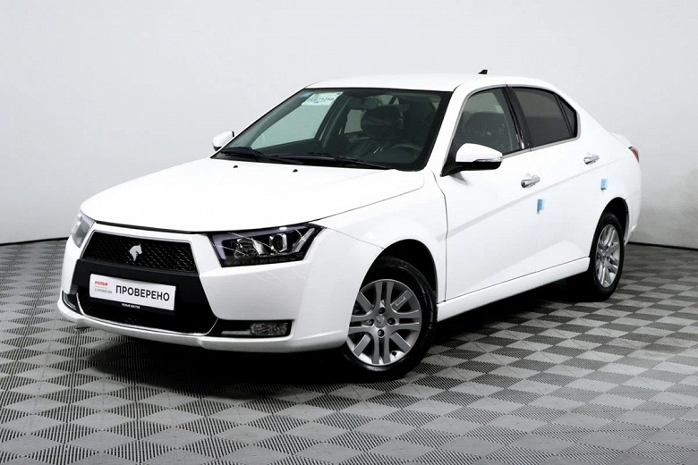 Иранский &laquo;убийца Гранты&raquo;, или новый 116-сильный седан всего за 1,34 млн рублей. У крупного дилера появились в продаже Iran Khodro Dena