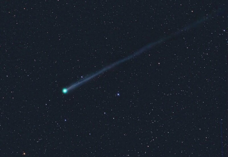 Новая комета SWAN25F приближается к Солнцу: как наблюдать из России