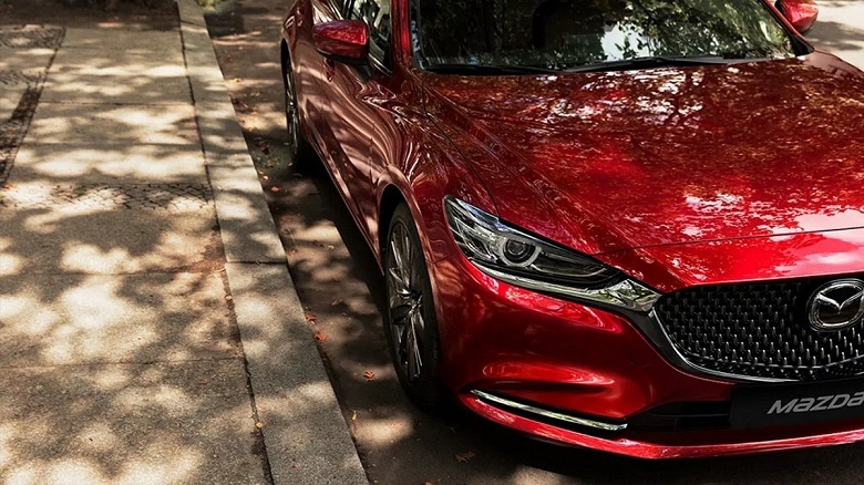 Новые Mazda 6 с гарантией 2 года или 100 000 км всё ещё продают в России. Цены падают