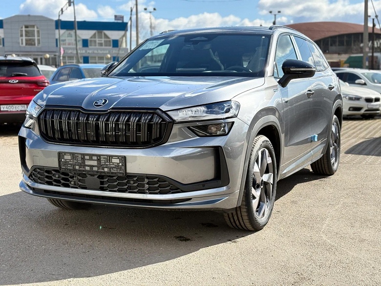 В России начали продавать Skoda Kodiaq 2025 казахстанской сборки &mdash; 6,25 млн рублей (в полтора раза дороже, чем в Казахстане)
