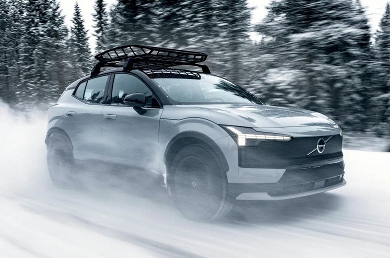 Представлен полноприводный внедорожник Volvo EX30 Cross Country: объявлена цена