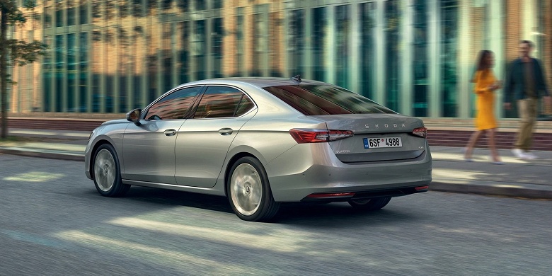 В России начали продавать Skoda Superb 2025: названа цена - 2 В России начали продавать Skoda Superb 2025: названа цена