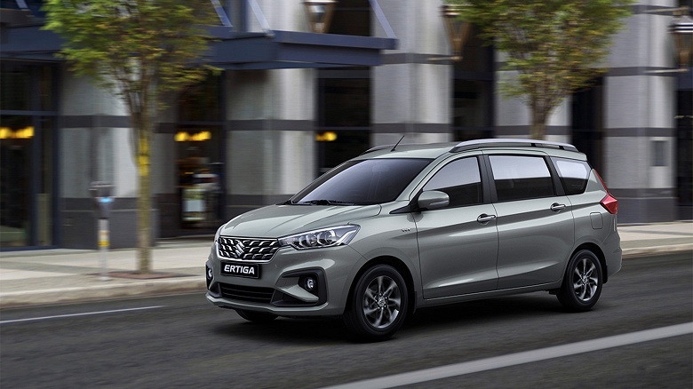 Японский конкурент Lada Largus с надёжным мотором и «автоматом» — теперь всего 2,1 млн рублей: в России дешевеют компактвэны Suzuki Ertiga - 1 Японский конкурент Lada Largus с надёжным мотором и «автоматом» — теперь всего 2,1 млн рублей: в России дешевеют компактвэны Suzuki Ertiga