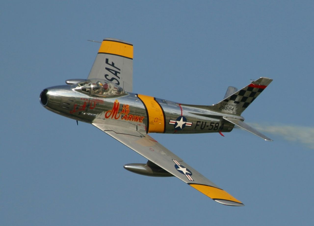 North American F-86 «Sabre»...