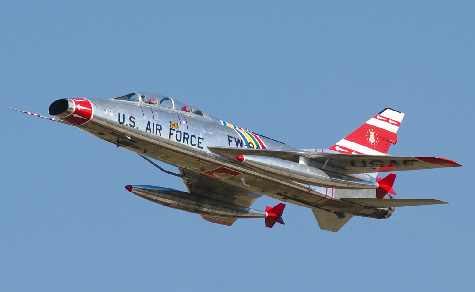 ...и North American F-100 «Super Sabre», с которых Гринамайер начинал трудовую деятельность