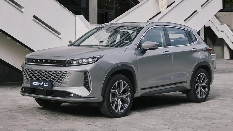 Теперь Exeed LX дороже 3 млн: базовая комплектация самого доступного кроссовера марки подорожала на 250 тыс. рублей