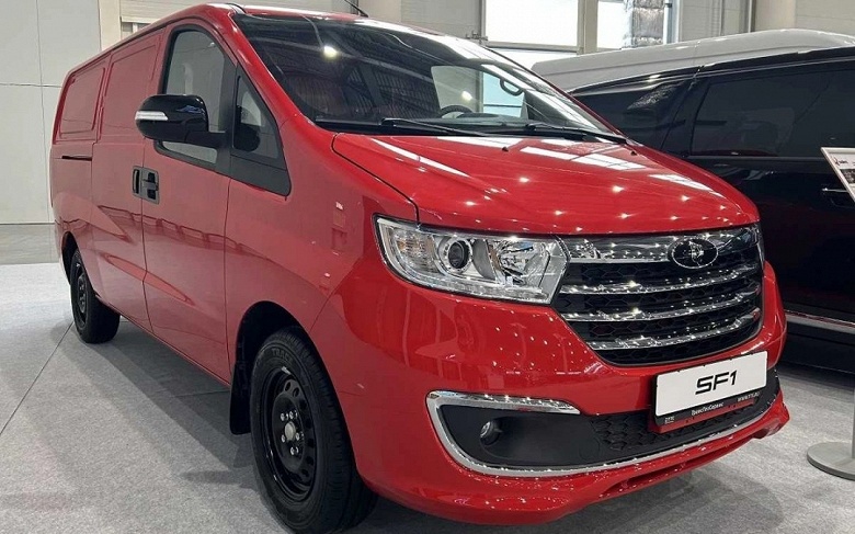 Российский конкурент Lada Largus дешевле 2 млн рублей получил гарантию на 200 000 км. Подробности Sollers SF1 - 1 Российский конкурент Lada Largus дешевле 2 млн рублей получил гарантию на 200 000 км. Подробности Sollers SF1