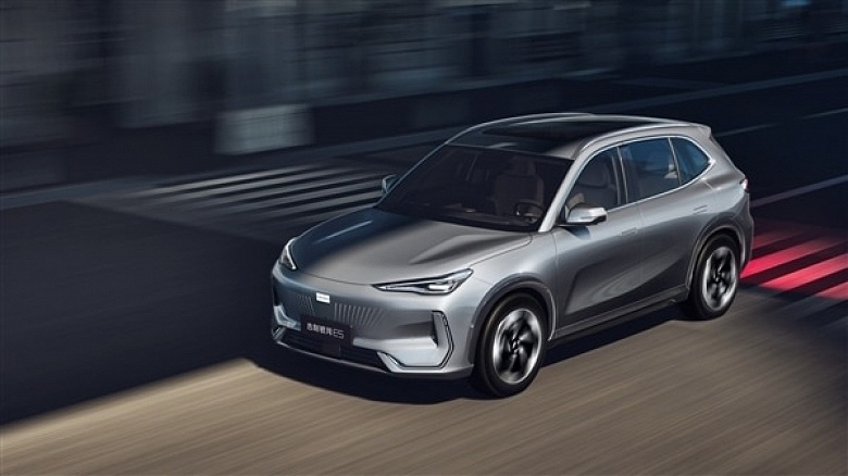 Единственный Geely для России с ресурсом 1 млн км и гарантией до 8 лет или 150 000 км оказался очень безопасным автомобилем по итогам краш-тестов - 1 Единственный Geely для России с ресурсом 1 млн км и гарантией до 8 лет или 150 000 км оказался очень безопасным автомобилем по итогам краш-тестов