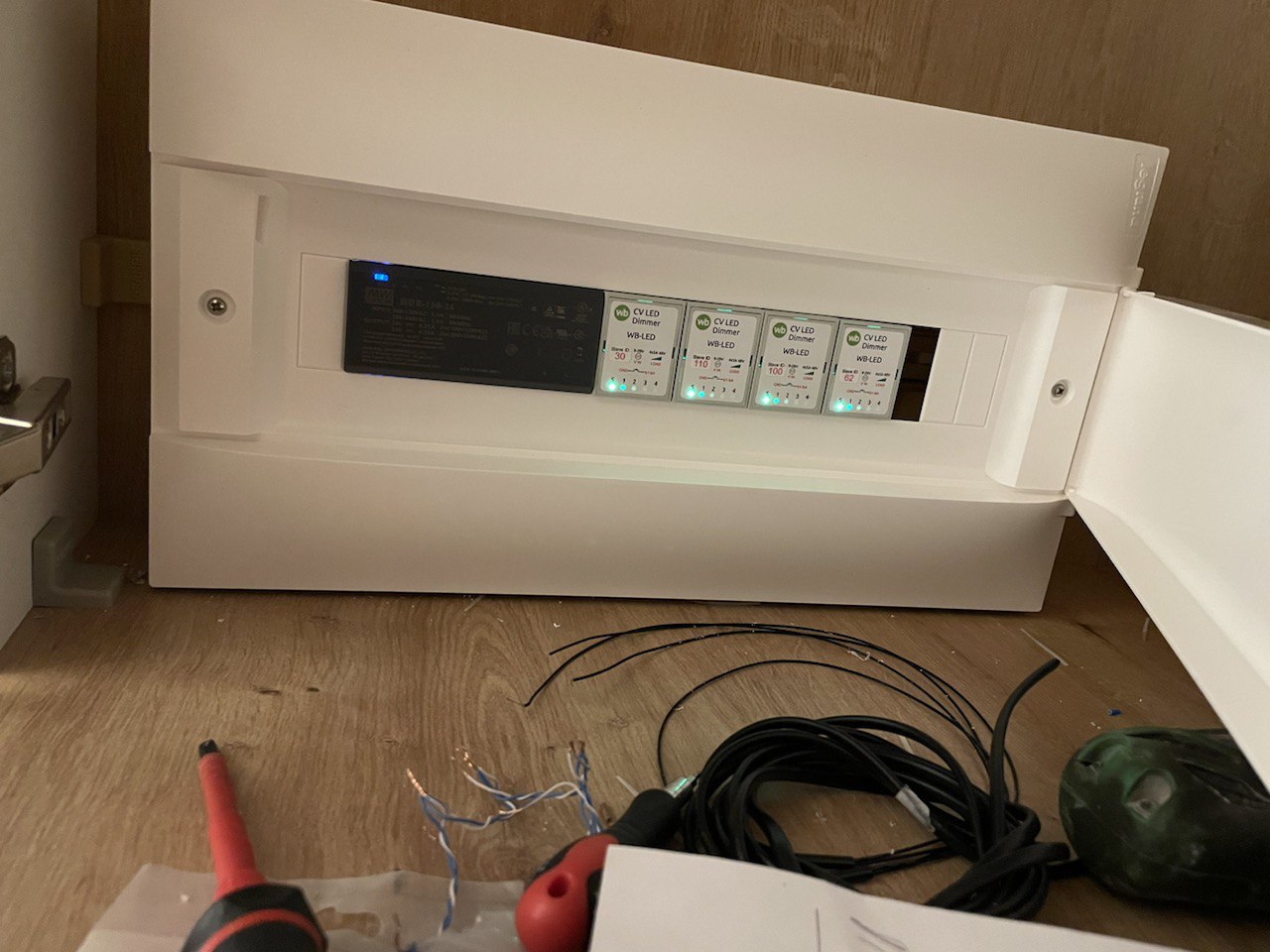 Бокс с установленным пластроном