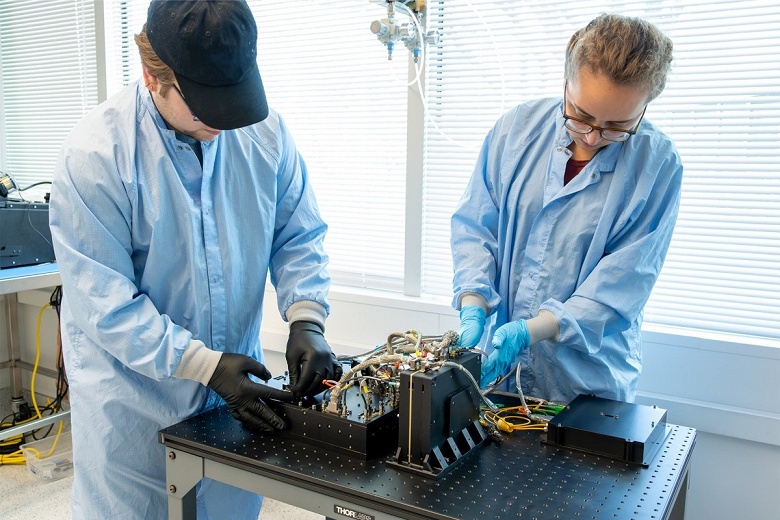 Квантовая сеть выходит на орбиту: Boeing испытывает наземный прототип для космической миссии - 1 Квантовая сеть выходит на орбиту: Boeing испытывает наземный прототип для космической миссии