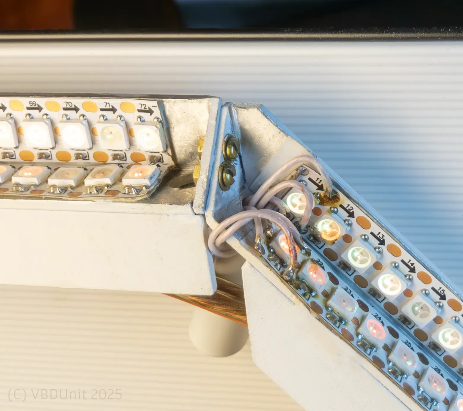 Жгём-шьём контроллеры и кормим ядерную подсветку - 43