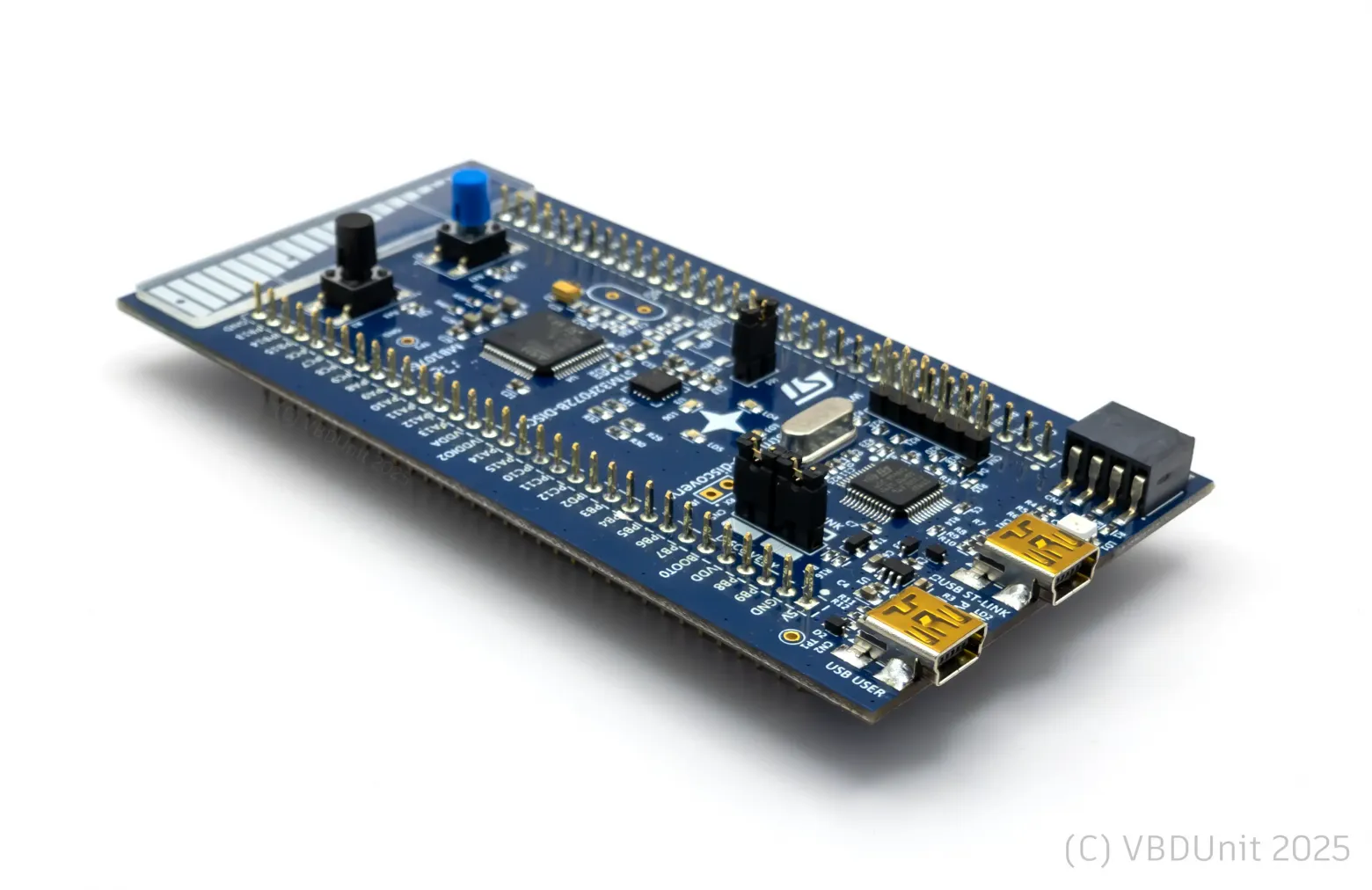 Один USB бортового программатора, второй пользовательский - по нему рулим лентами