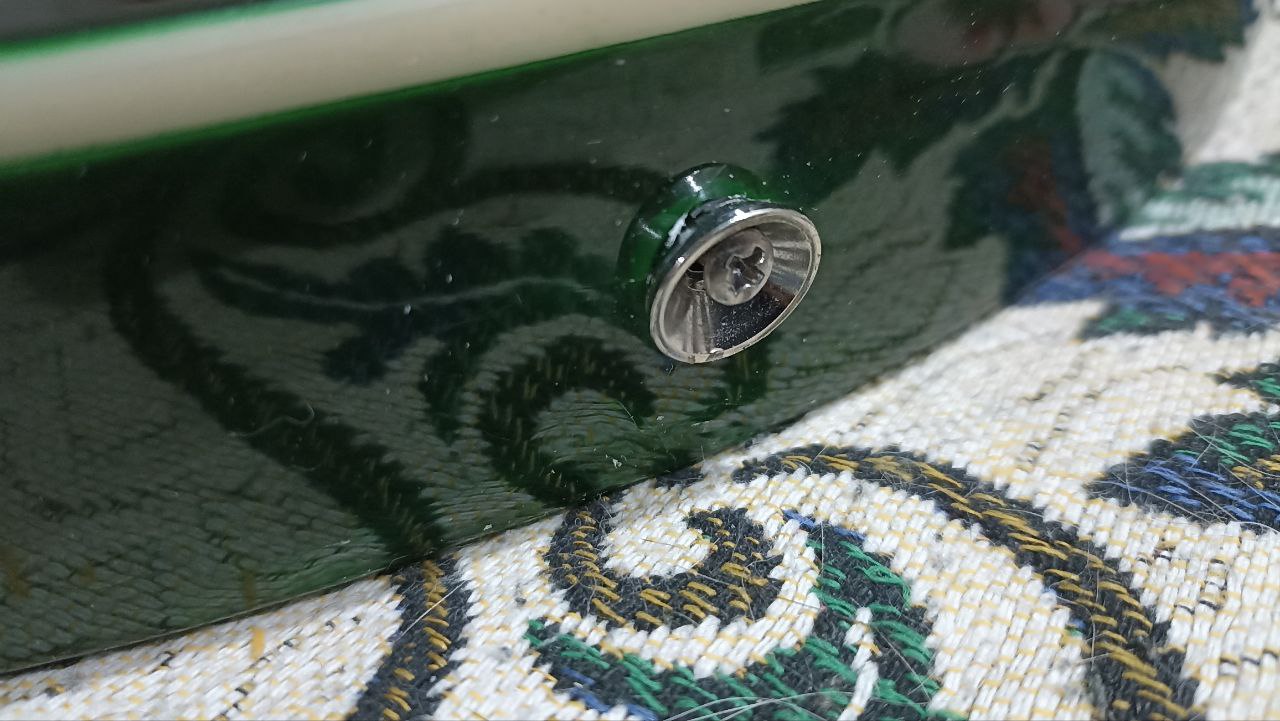 Гитарная катастрофа: дешёвый леспол IRIN пришёл с повреждениями - 18