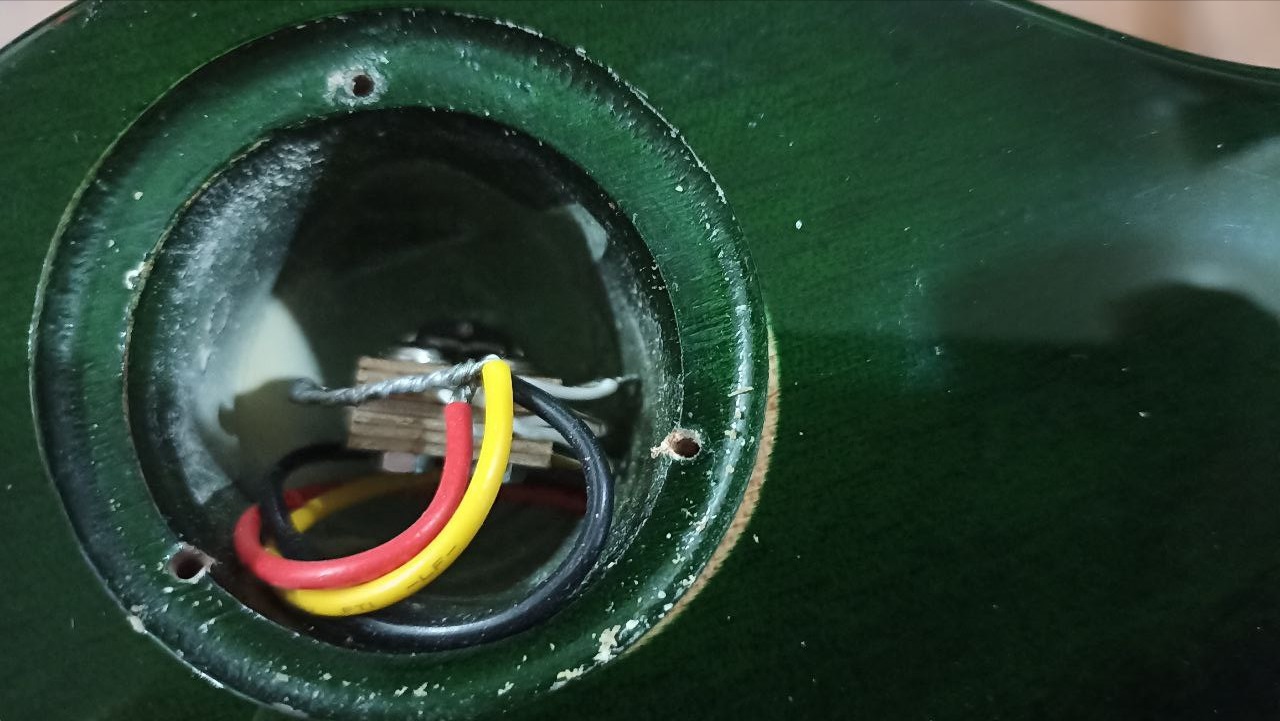 Гитарная катастрофа: дешёвый леспол IRIN пришёл с повреждениями - 27