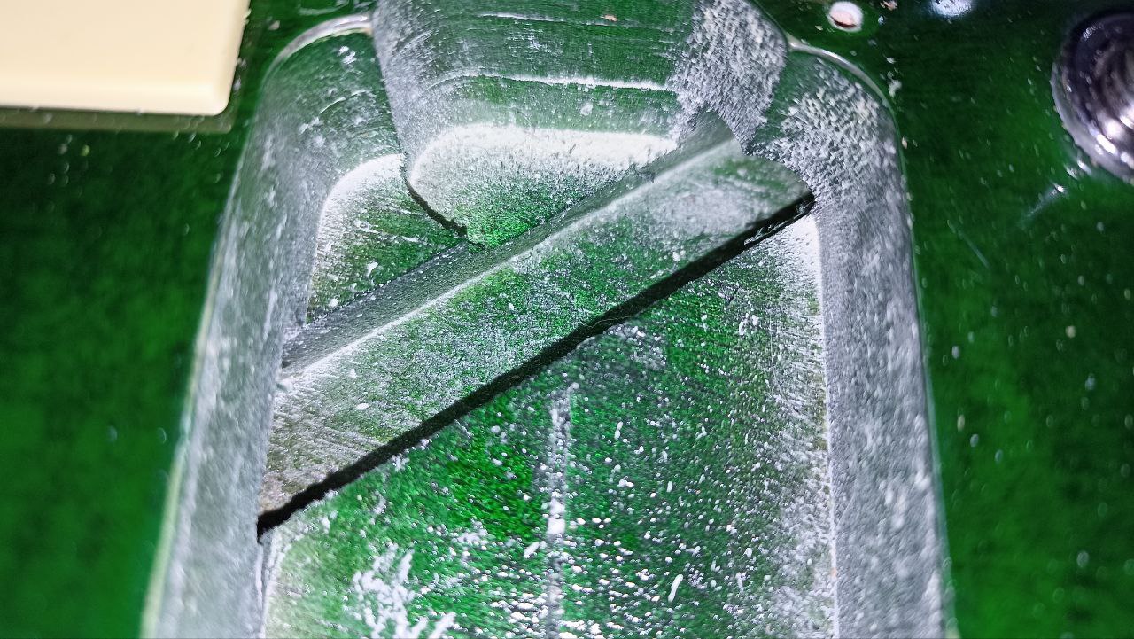 Гитарная катастрофа: дешёвый леспол IRIN пришёл с повреждениями - 29