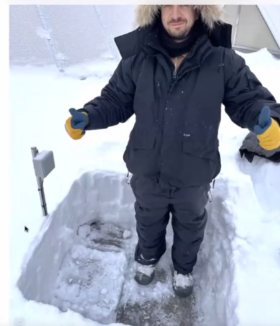 Русский инженер против снега на крыше - 2