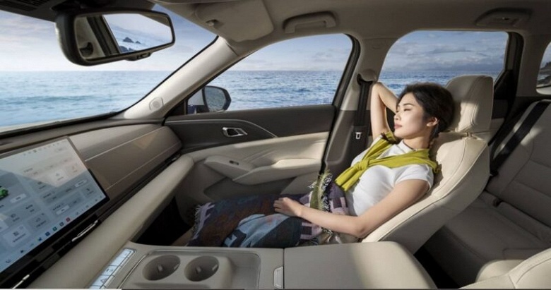 Совершенно новый Haval F7 с расходом менее 1 л на 100 км, который ждут в России, уже стал хитом: всего за сутки продано более 16 000 машин - 2 Совершенно новый Haval F7 с расходом менее 1 л на 100 км, который ждут в России, уже стал хитом: всего за сутки продано более 16 000 машин