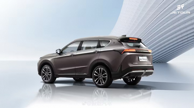Представлен новый Jetour X70 PLUS C-DM: 426 л.с. и 120 км без бензина за 20 тыс. долларов