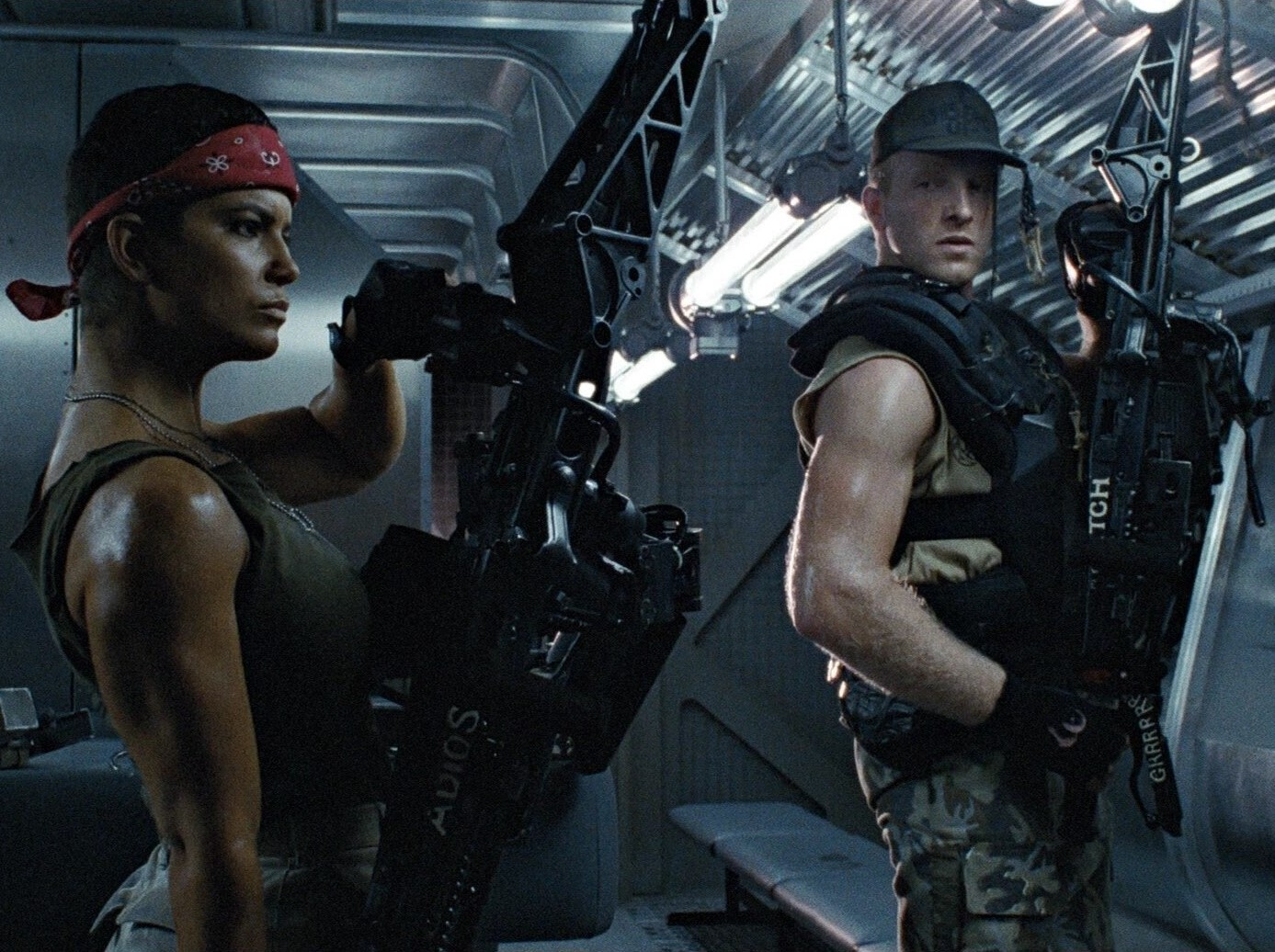 «Сейчас за такое нас бы уничтожили» — Джеймс Кэмерон о кастинге Васкез из «Чужих» (1986) - 1 «Сейчас за такое нас бы уничтожили» — Джеймс Кэмерон о кастинге Васкез из «Чужих» (1986) - 1