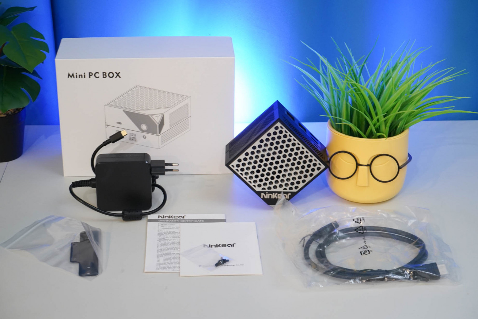 Что внутри модульного неттопа Ninkear MBOX 6? Разборка и тест мини компьютера на базе AMD Ryzen 5-6600H - 2