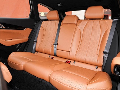 Стартовали предпродажи совершенно нового Geely Atlas: 218 л.с. и низкая цена, но никакого 8-ступенчатого &laquo;автомата&raquo;