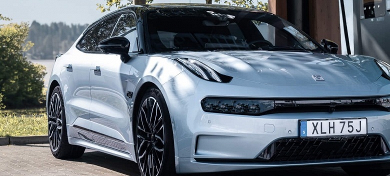 Представлено Zeekr Power Capsule &mdash; вдвое меньшее по сравнению с аналогами домашнее зарядное устройство мощностью до 7 кВт