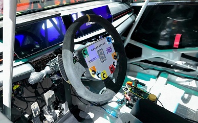 Geely представила спиртовой спорткар Binrui Cool: чистый метанол и 250 л.с. - 3 Geely представила спиртовой спорткар Binrui Cool: чистый метанол и 250 л.с.