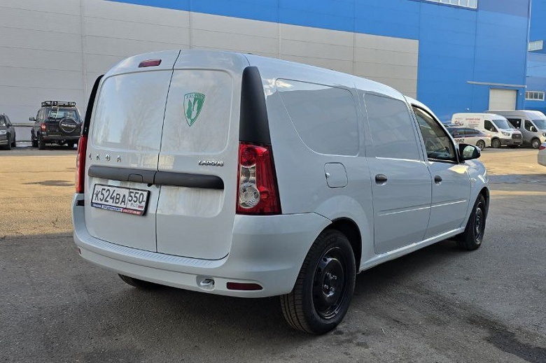 В России появился бронированный Lada Largus — с усиленной подвеской и защитой от обстрела из пистолетов ПМ и ТТ - 2 В России появился бронированный Lada Largus — с усиленной подвеской и защитой от обстрела из пистолетов ПМ и ТТ