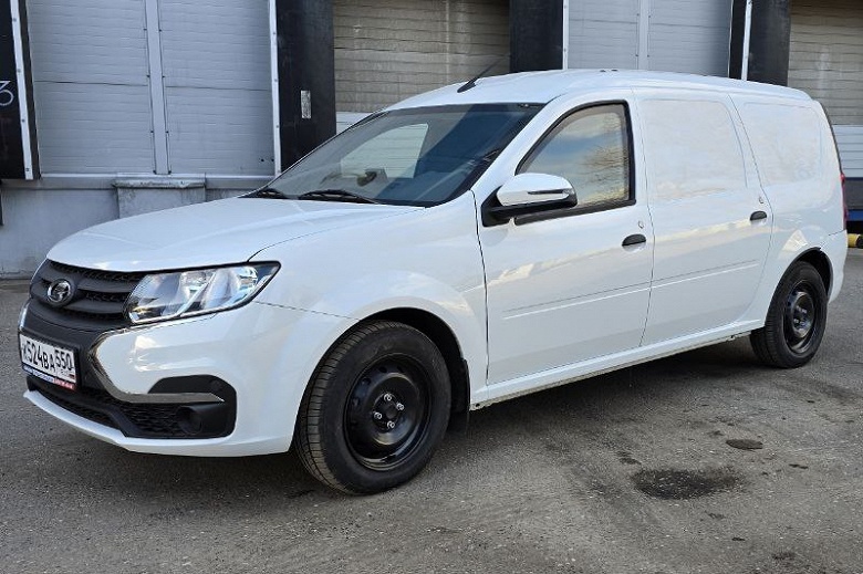 В России появился бронированный Lada Largus — с усиленной подвеской и защитой от обстрела из пистолетов ПМ и ТТ - 1 В России появился бронированный Lada Largus — с усиленной подвеской и защитой от обстрела из пистолетов ПМ и ТТ