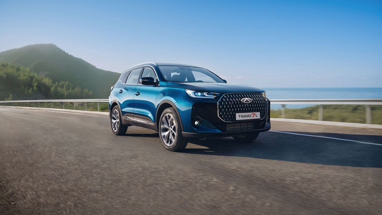 Иначе уже не продаются? Сразу после начала продаж Chery Tiggo 7L подешевел на 200 тысяч рублей 