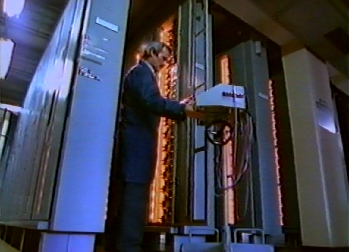 Жизнь и смерть Карла Коха: первый хакер на службе КГБ в поисках всемирного заговора и тайны числа 23. Часть 6 - 13