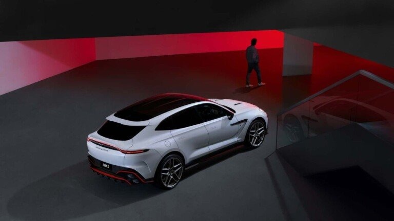 Aston Martin DBX S: Новый скоростной кроссовер в 717 лошадиных сил, превзошедший рекордсмена