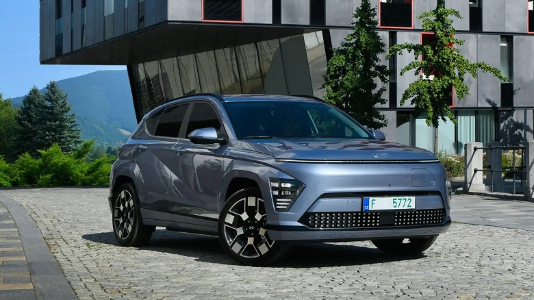 Представлен Hyundai Kona 2025 &mdash; современный автомобиль с богатым оснащением от 24 млн вон (1,4 млн рублей)