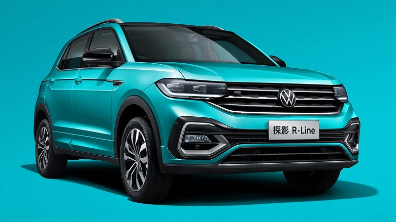 Volkswagen Tacqua с простым мотором и 6-ступенчатым &laquo;автоматом&raquo; сильно подешевел в России: минус 600 тыс. рублей за два месяца