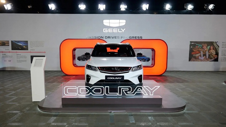 Geely обвалила цены: скидки до 9595 долларов (800 000 рублей) и стартовая цена от 6700 долларов (550 тысяч рублей) в Китае