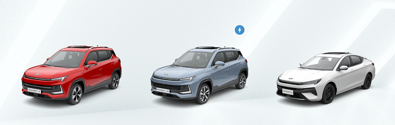 Цены на новые &laquo;Москвичи&raquo; поменялись, но у дилеров остаются сотни нераспроданных машин по старым ценам