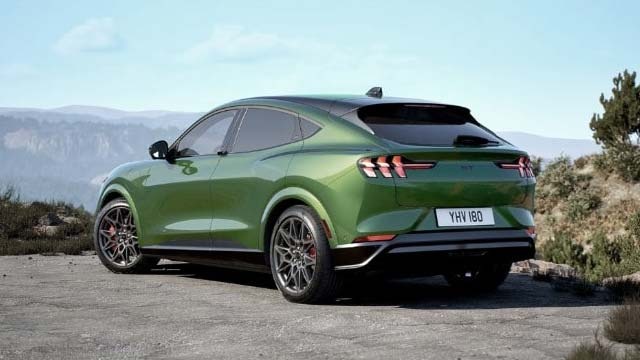 Электрокар для морозов: Ford улучшил Mustang Mach-E, чтобы сохранить запас хода