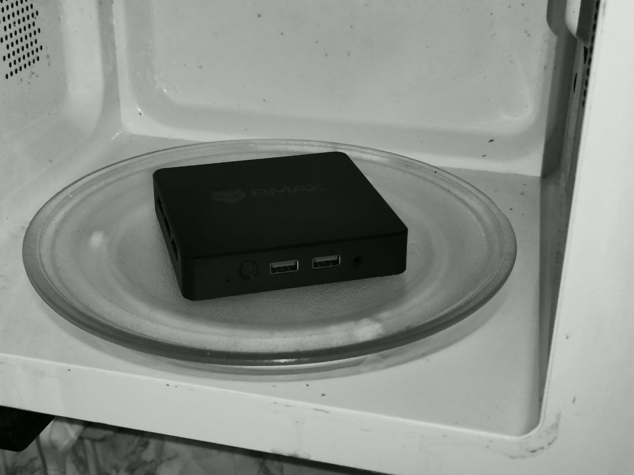 Тут горят доступы к вашим данным :-)