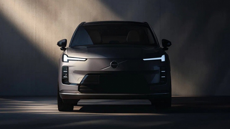 Представлен абсолютно новый Volvo XC70 2025: от кузова универсала отказались - 3 Представлен абсолютно новый Volvo XC70 2025: от кузова универсала отказались