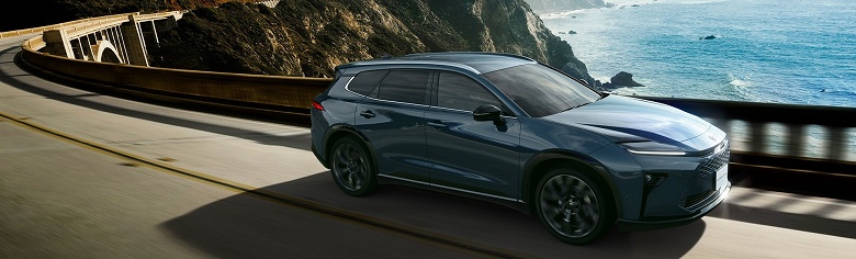 Новые универсалы Toyota, сертифицированные для России, распродают с большими скидками. Сколько просят за Toyota Crown Estate (Crown Signia)