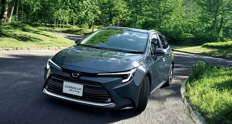 Чисто бензиновая версия осталась в прошлом: представлена новейшая Toyota Corolla за $15 700 (1,3 млн рублей)
